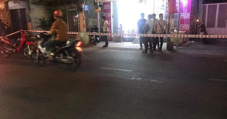 Khởi tố vụ 2 nhóm gần 30 người đâm chém nhau trên đường Hưng Phú - Ảnh 2.