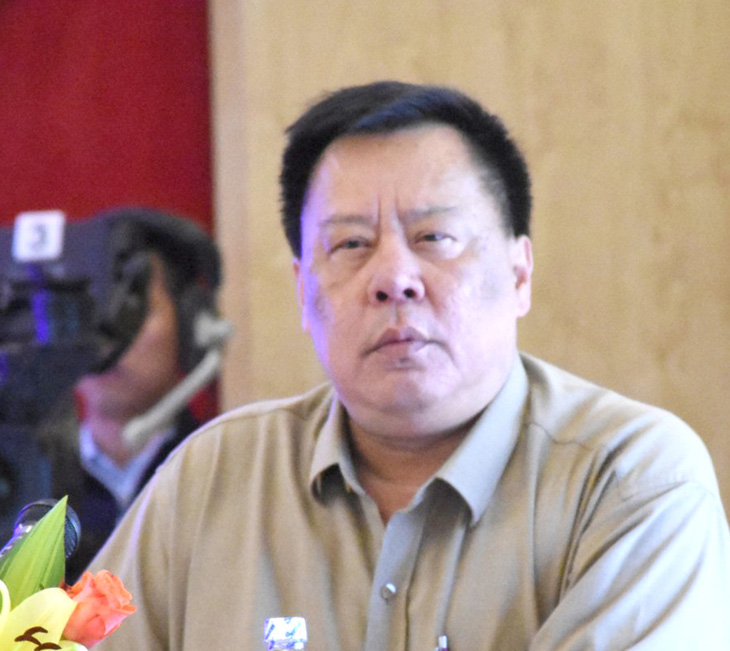 Khởi tố, bắt tạm giam nguyên phó chủ tịch tỉnh và nguyên giám đốc sở tại Khánh Hòa - Ảnh 2.