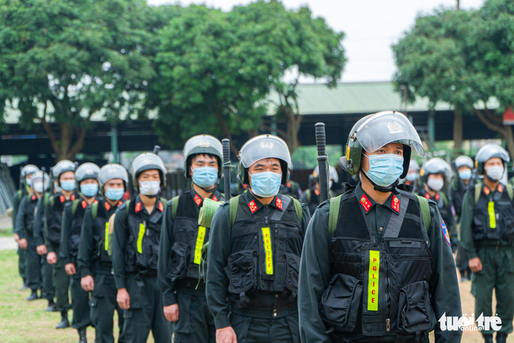 Gần 300 cán bộ, chiến sĩ cảnh sát cơ động lên đường ‘chi viện’ cho Bắc Giang - Ảnh 4.