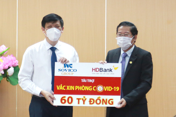 Sovico Group và HDBank ủng hộ 60 tỉ đồng cho chương trình vắc xin phòng ngừa COVID-19 - Ảnh 1.