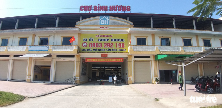 Cảnh đìu hiu tại khu chợ gần 150 tỉ đồng ở Hà Tĩnh - Ảnh 1.