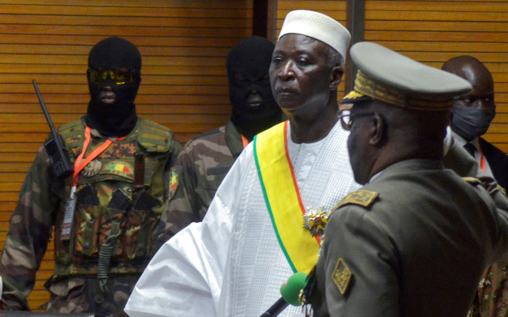 Quân đội Mali bắt giữ tổng thống, thủ tướng