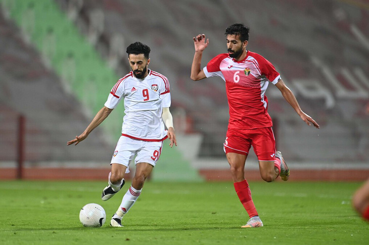 Đá giao hữu chuẩn bị vòng loại World Cup: UAE vùi dập Jordan - Ảnh 1.