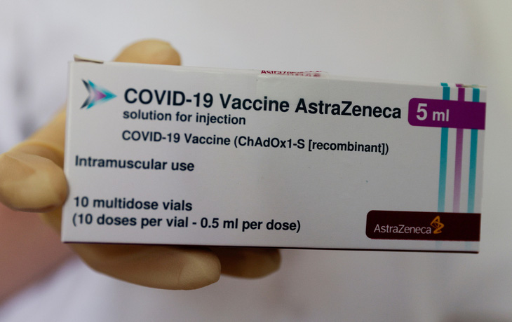 Canada gia hạn vắc xin COVID-19 của AstraZeneca thêm... 1 tháng - Ảnh 1.