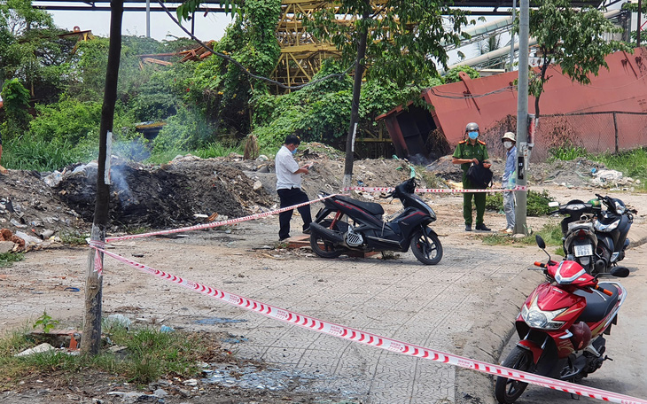 Phát hiện xác một người đàn ông chết cháy dưới chân cầu Đồng Nai