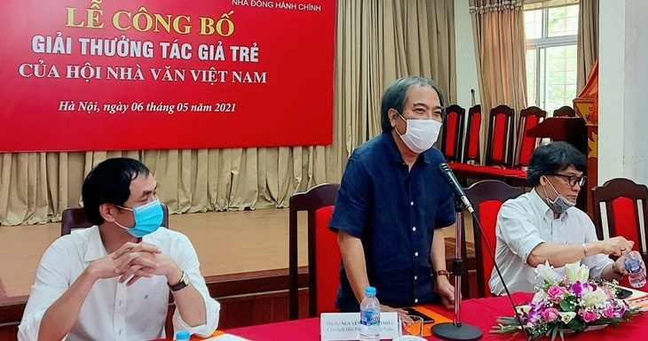 Ông Nguyễn Quang Thiều: Quyết tâm bảo vệ những giá trị mà chúng tôi trao giải - Ảnh 1.
