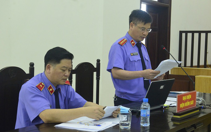 Bùi Quang Huy điều hành đường dây buôn lậu hơn 2.900 tỉ đồng trong thời gian dài - Ảnh 1.