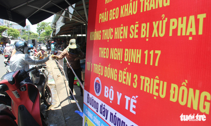 Trước giờ tem phiếu, chợ Đà Nẵng vẫn vắng vì năm ngoái ăn đồ tủ lạnh ớn rồi - Ảnh 4.