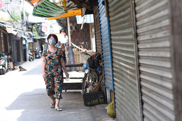 Chợ Phú Nhuận lại ngưng hoạt động, lấy mẫu xét nghiệm hơn 1.000 người - Ảnh 4.