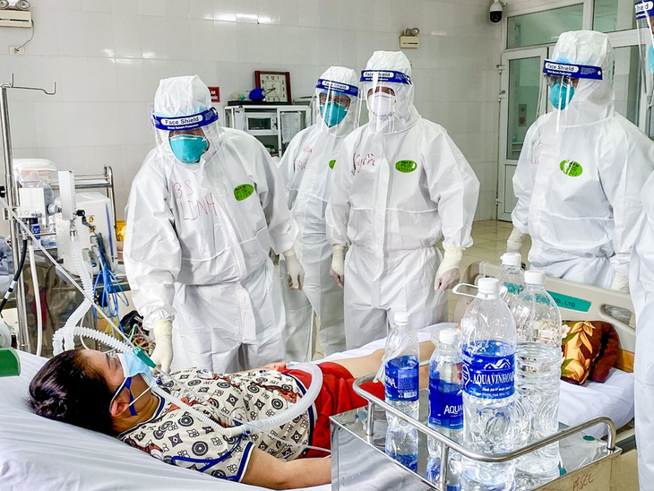Thêm 1 nhân viên y tế ở Bắc Giang nhiễm SARS-CoV-2 - Ảnh 1.