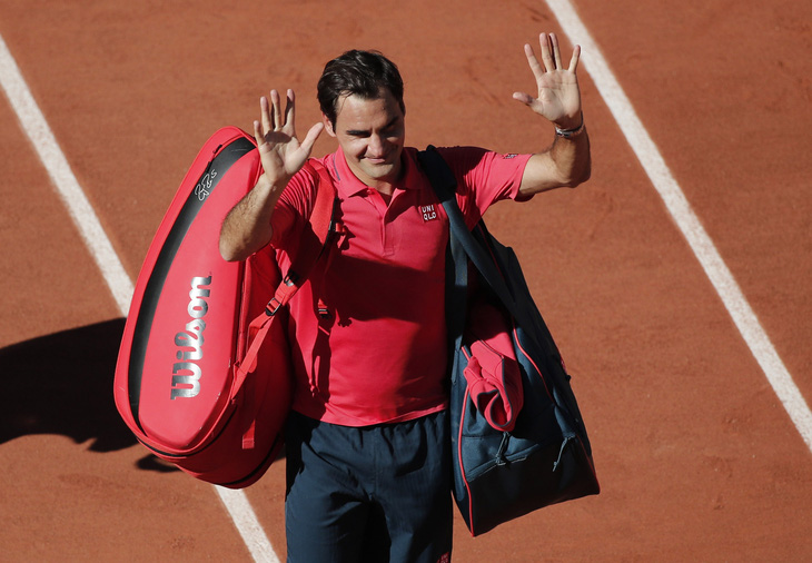Tái xuất ở Grand Slam sau hơn 1 năm vắng bóng, Roger Federer thắng ấn tượng - Ảnh 1.