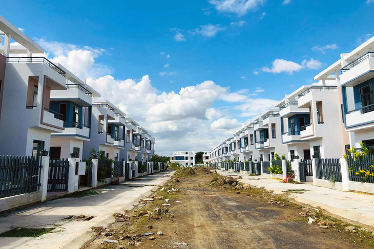 Thanh tra toàn diện dự án xây dựng 488 căn nhà trái phép tại Đồng Nai - Ảnh 1.