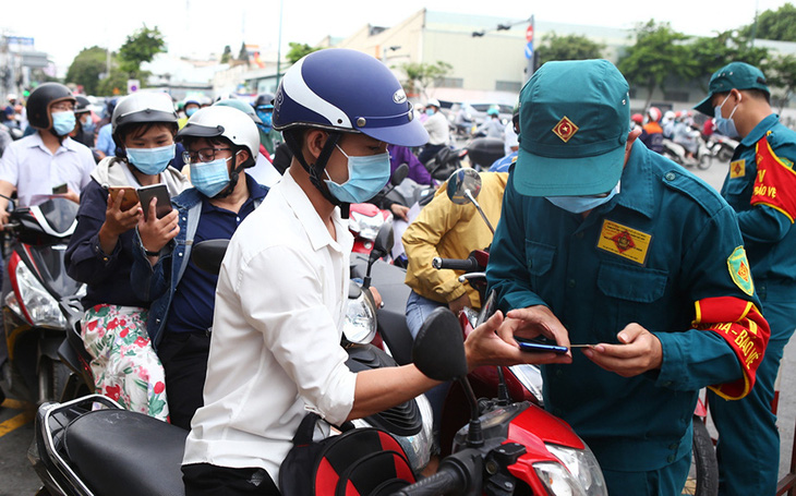 Sau 15 ngày giãn cách, TP.HCM có gia hạn hay không?