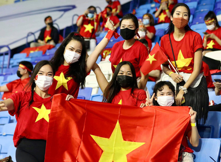 UAE khẳng định đã bán vé trận UAE - Việt Nam cho cổ động viên Việt Nam - Ảnh 1.
