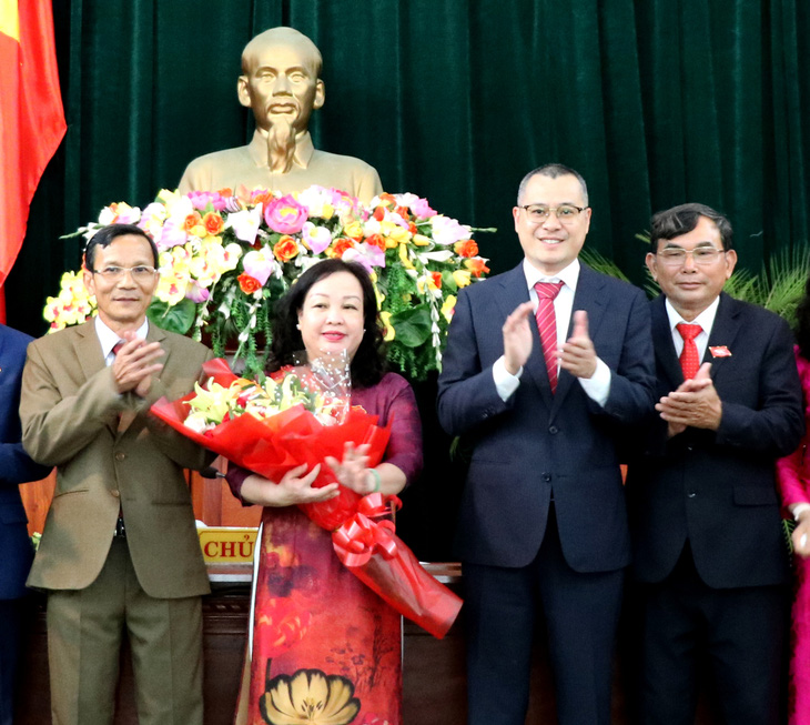 Phú Yên bầu lãnh đạo HĐND và UBND tỉnh nhiệm kỳ 2021-2026 - Ảnh 1.