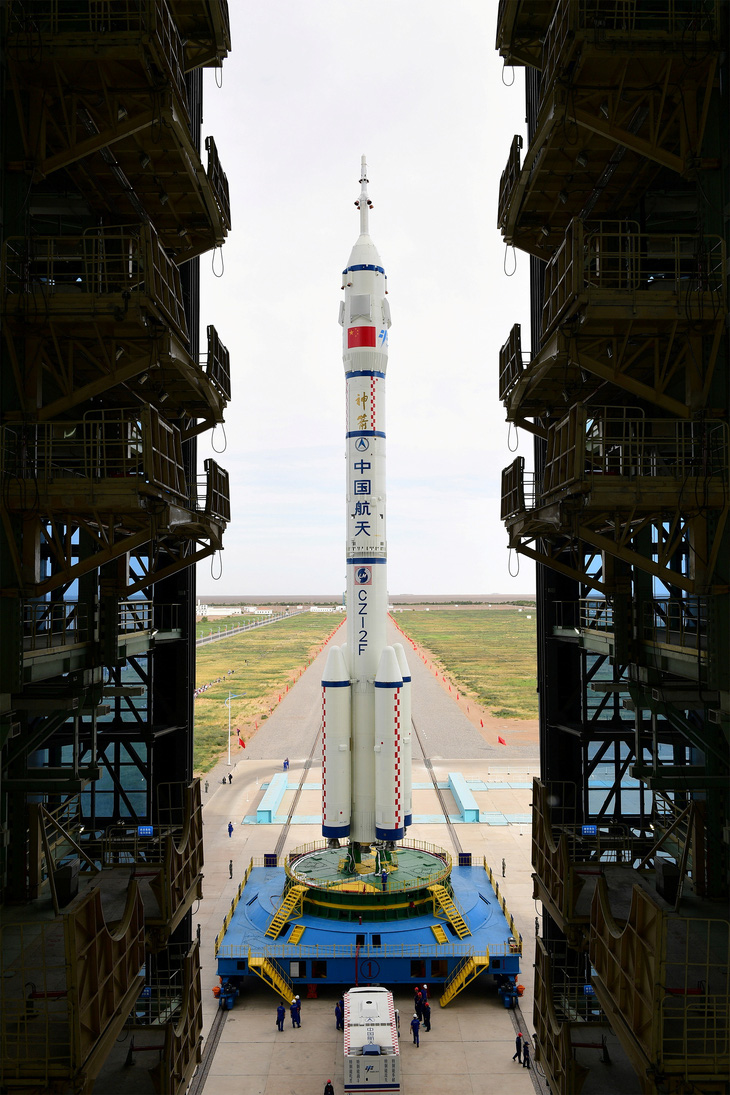 Sáng mai, Trung Quốc đưa 3 phi hành gia lên xây trạm không gian Thiên Cung - Ảnh 2.