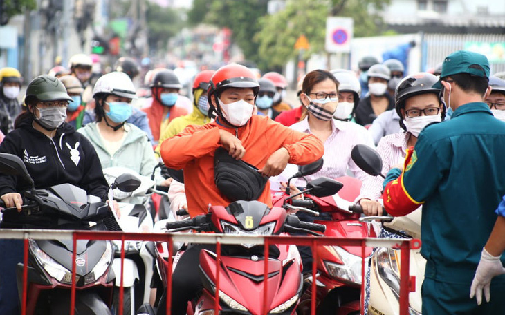 Ngày thứ 3 qua chốt ở Gò Vấp: Nơi thoáng, nơi 