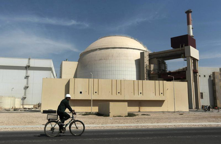 Iran lần đầu đóng cửa khẩn cấp nhà máy điện hạt nhân - Ảnh 1.