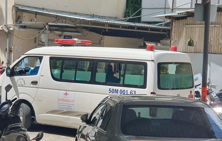 Bệnh viện Đa khoa Sài Gòn phát hiện 5 ca COVID-19 sau 4 giờ khám sàng lọc - Ảnh 1.