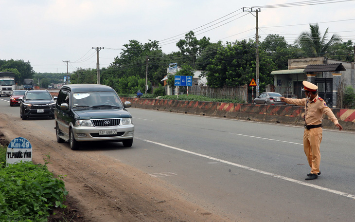 Nổ súng chỉ thiên, truy đuổi hơn 20km bắt ôtô 