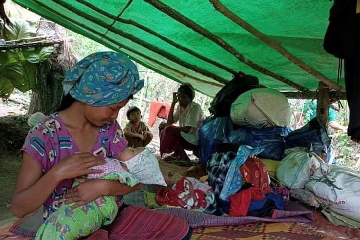 Liên Hiệp Quốc nói khoảng 230.000 người Myanmar phải tị nạn vì bạo lực kéo dài - Ảnh 1.