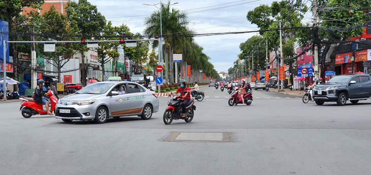 Cần Thơ: Xe khách, taxi không được đến Kiên Giang - Ảnh 1.