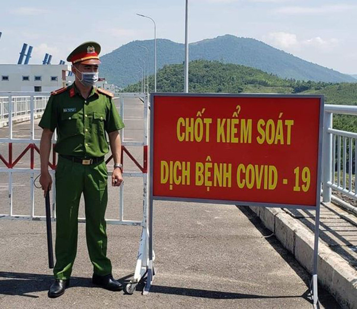 Phú Yên: Chuyện chị phụ bán cơm âm tính lây COVID-19 cho nhiều người đã hết kỳ lạ - Ảnh 1.