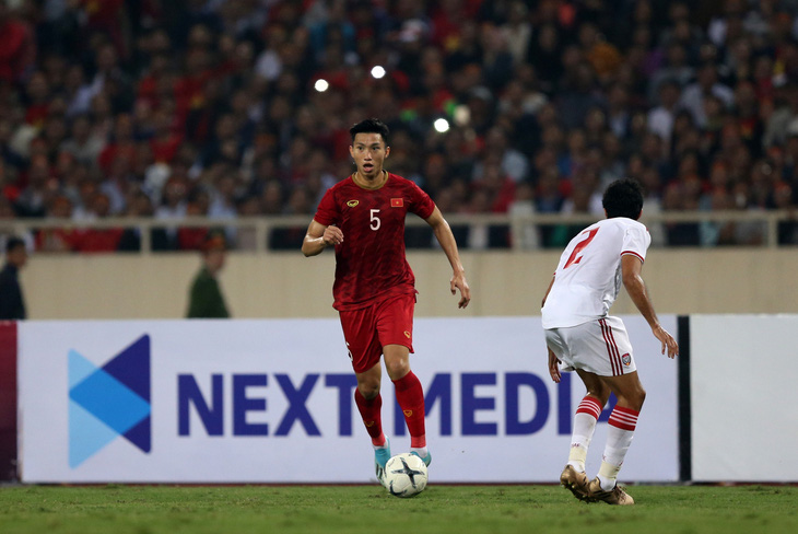 Giá quảng cáo các trận đấu của  tuyển Việt Nam ở UAE tăng mạnh - Ảnh 2.