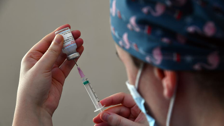 Cổ phiếu Moderna tăng vọt nhờ vắc xin ngừa biến thể Delta hiệu quả - Ảnh 1.