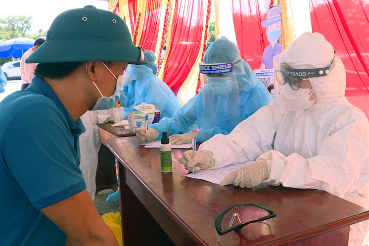 Đi khám bệnh ở TP.HCM về Bình Phước bị cách ly tại nhà 21 ngày - Ảnh 1.