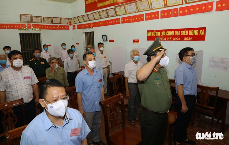 Cử tri Mê Linh bầu cử lại sau khi phát hiện nhiều sai phạm - Ảnh 4.