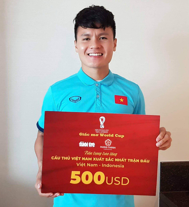 Quang Hải nhận danh hiệu cầu thủ xuất sắc nhất trận đấu tại UAE - Ảnh 1.