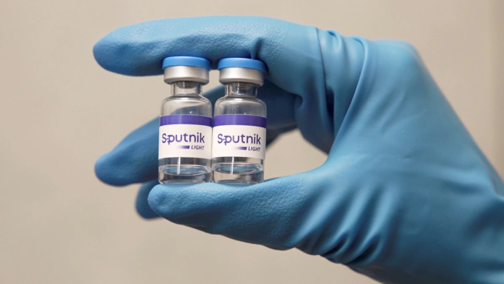 Nhiều hãng dược Nga chuộng vắc xin Sputnik Light vì khó làm Sputnik V - Ảnh 1.
