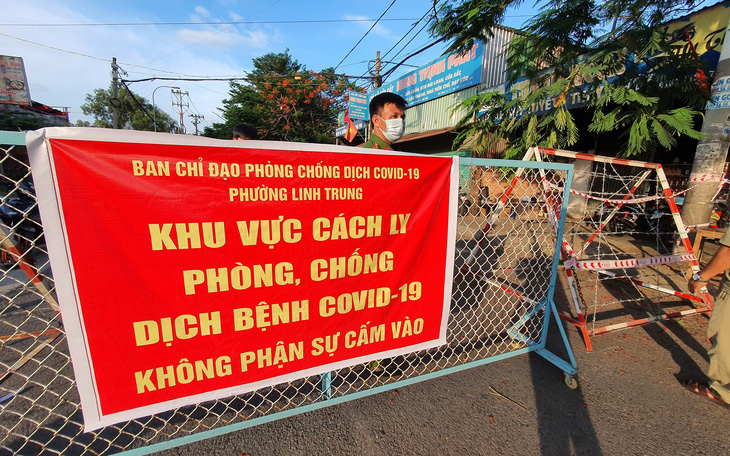 Phong tỏa 3 ngày khu phố 4, phường Tăng Nhơn Phú A với hơn 7.000 dân