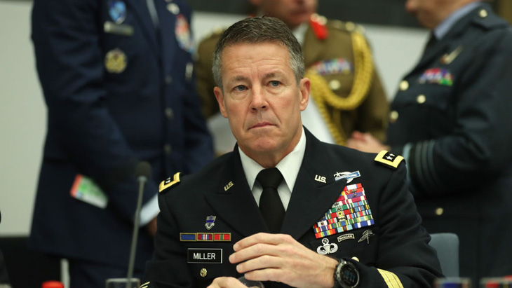 Tướng Mỹ tại Afghanistan từ chức, Kabul phải tự lo số phận mình - Ảnh 1.