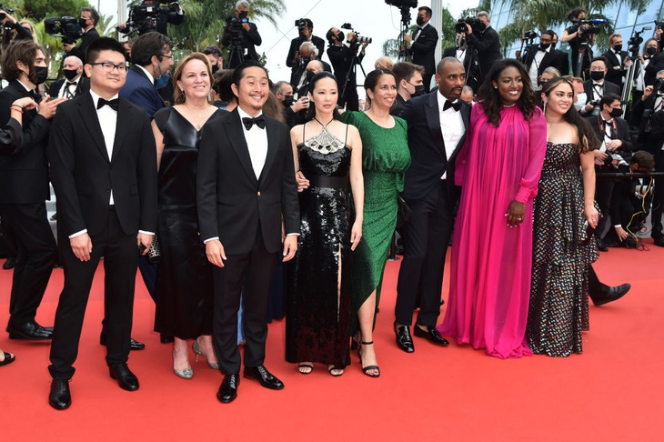 Phạm Linh Đan - ngôi sao gốc Việt của phim Đông Dương - rạng rỡ trên thảm đỏ Cannes - Ảnh 3.