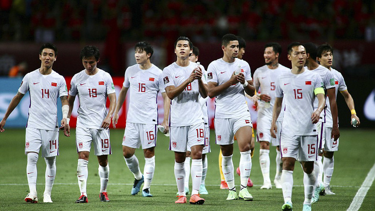 Super League hy sinh để tuyển Trung Quốc chuẩn bị cho vòng loại World Cup 2022 - Ảnh 1.