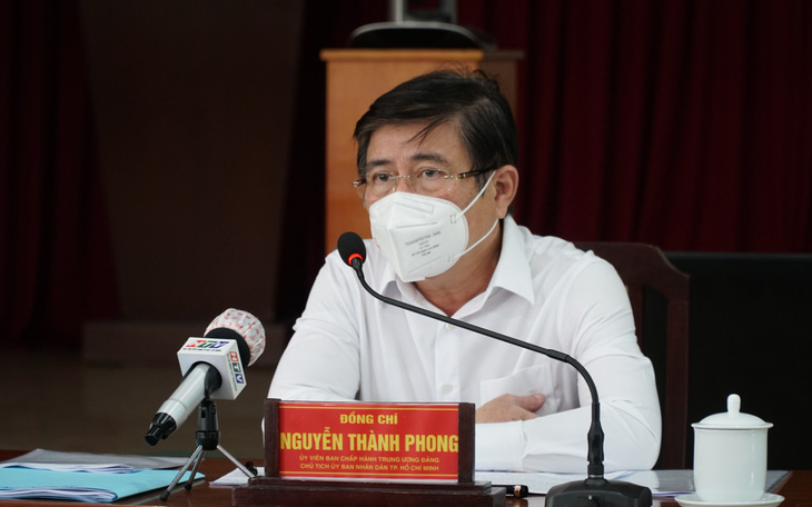 Chủ tịch UBND TP.HCM Nguyễn Thành Phong: ‘Tuyệt đối không để bà con thiếu đói