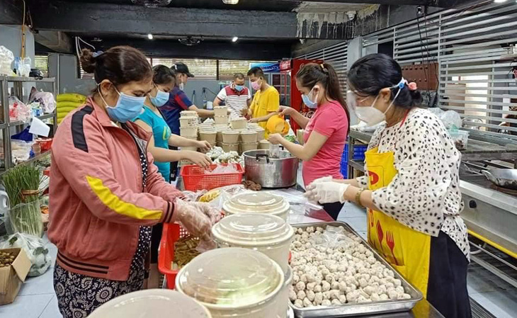 Bị phong tỏa, bệnh viện Kiên Giang kêu gọi góp tiền thay vì… suất ăn - Ảnh 2.