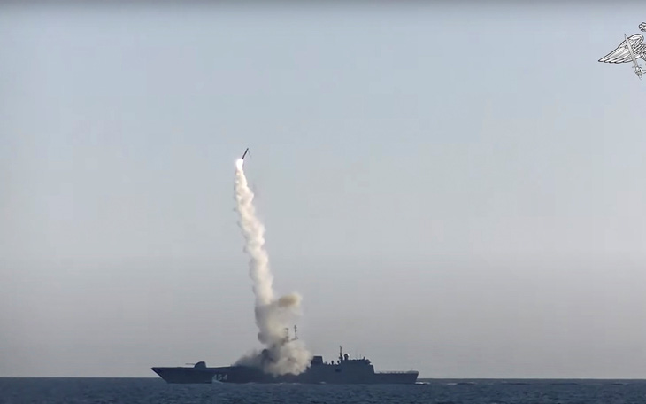 Nga phóng thành công tên lửa siêu thanh từ tàu chiến