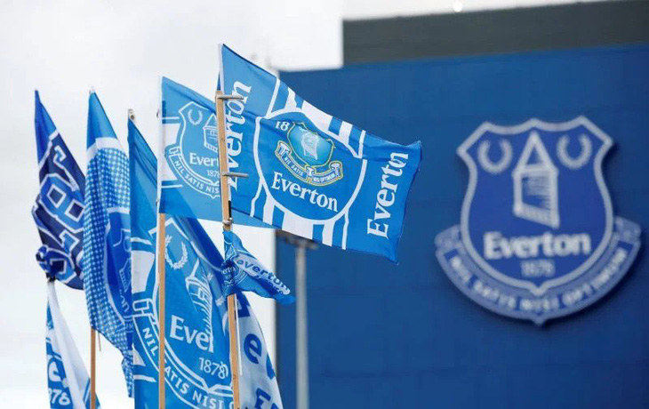 Cầu thủ Everton bị bắt vì nghi án xâm hại tình dục trẻ em - Ảnh 1.