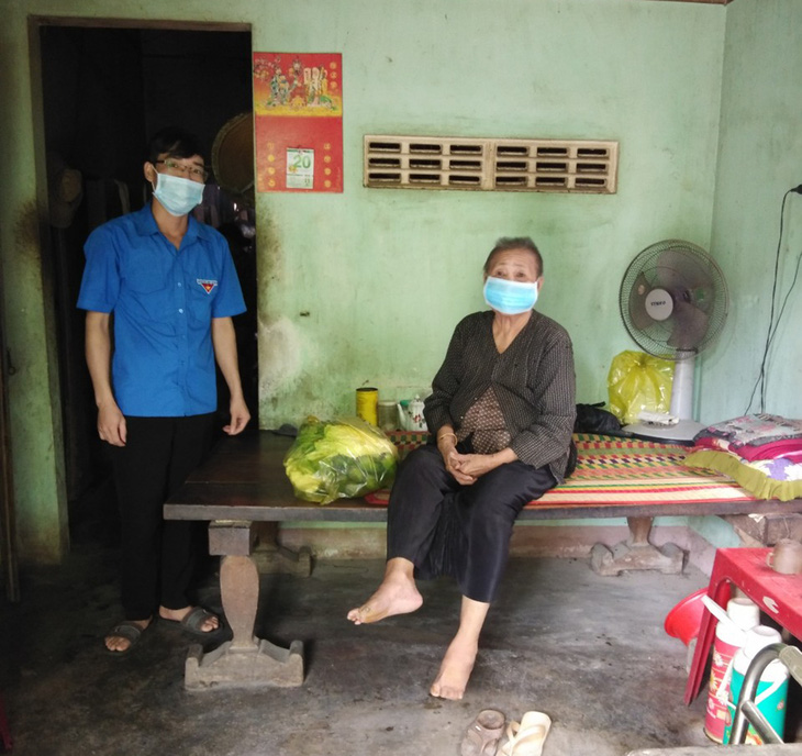 Lâm Đồng tặng Phú Yên 30 tấn rau quả giúp dân vùng phong tỏa dịch COVID-19 - Ảnh 4.