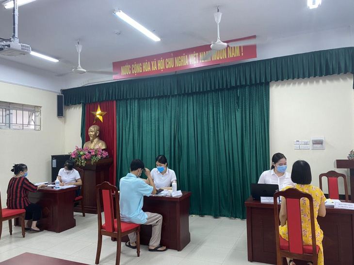 Hà Nội: Tuyển sinh đầu cấp theo hình thức trực tuyến đạt trên 87,4% - Ảnh 1.