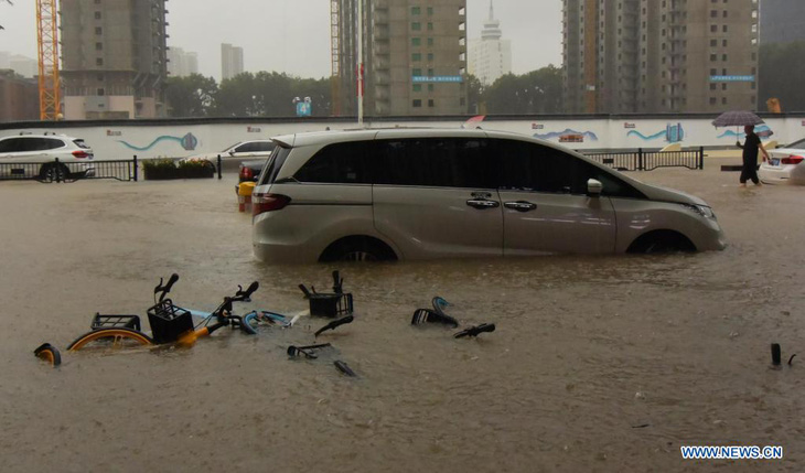 12 người thiệt mạng vì mưa lũ ở Trung Quốc - Ảnh 2.