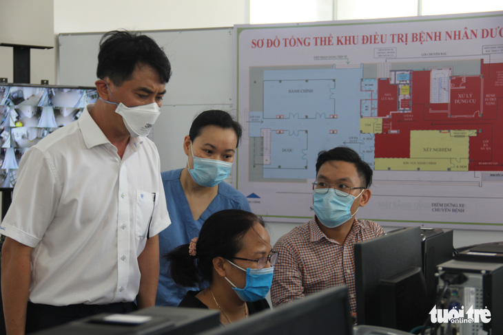 Bệnh viện dã chiến 350 giường ở Đà Nẵng sắp hoạt động, có thể tăng lên 1.700 giường khi cần - Ảnh 1.