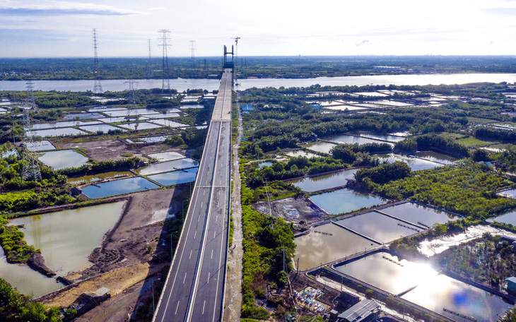 Nhiệm kỳ 2021 - 2025: Đột phá hạ tầng giao thông, liên kết vùng