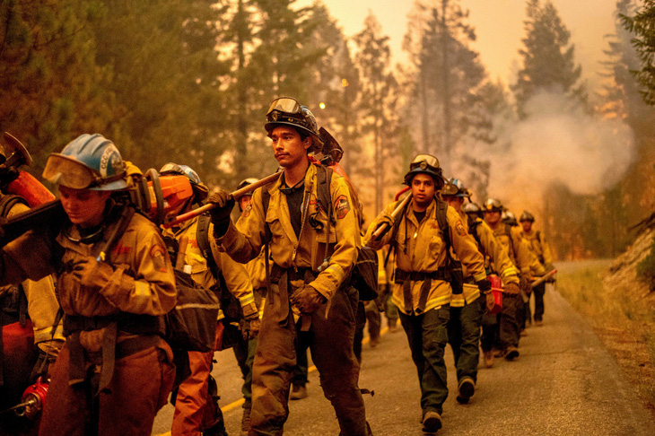 Những hình ảnh cháy rừng thiêu đốt miền tây nước Mỹ - Ảnh 5.