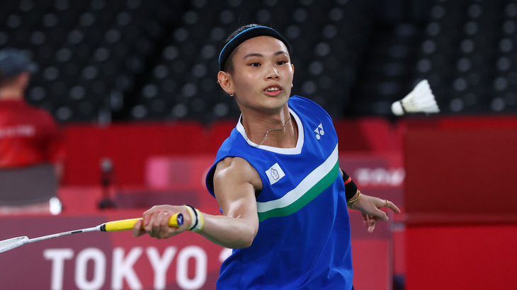 Nguyễn Thùy Linh khiến tay vợt số 1 thế giới phải vất vả - Ảnh 2.