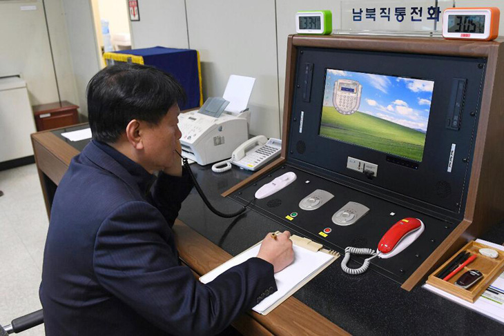 Hàn Quốc, Triều Tiên khôi phục kênh liên lạc liên Triều - Ảnh 1.