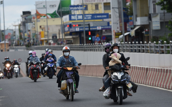 Đồng Nai phản hồi, rút kinh nghiệm vụ đưa cả ngàn người qua tỉnh Bình Thuận